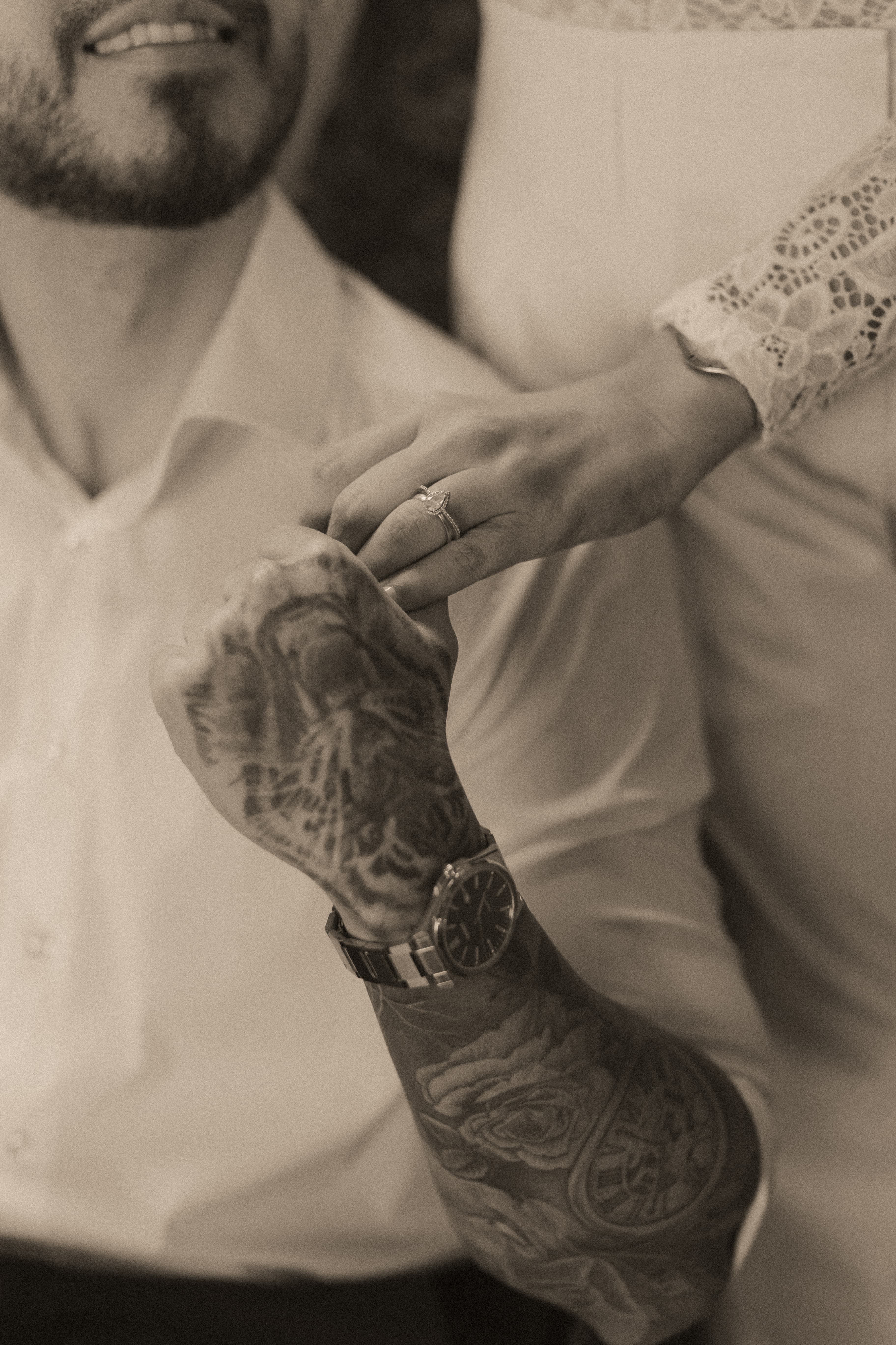 Mãos — Paola e Hiago